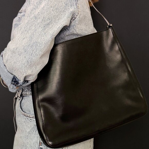 GUCCI Vintage Black Leather Slim Horsebit Hobo Shoulder Bag